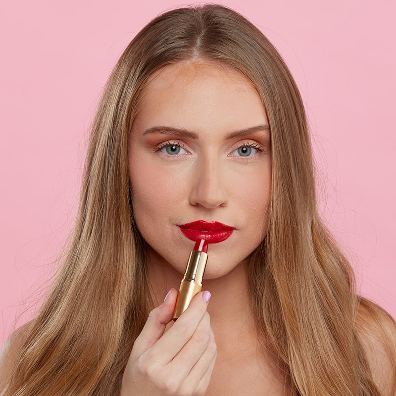 GrandeLipstick-Application2